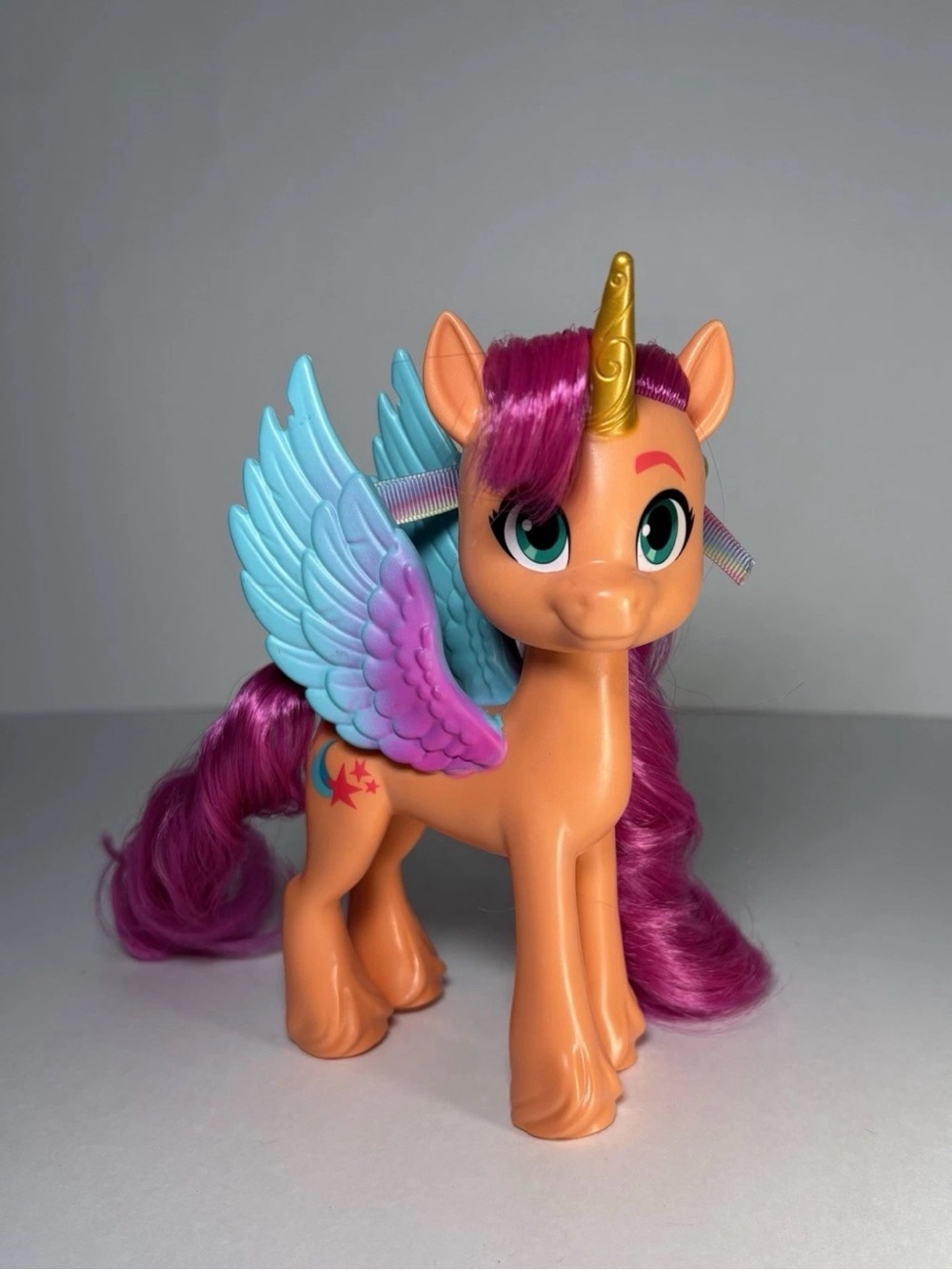 My Little Pony G5 Sunny Starscout Alicorn 6” Pink Hair Gold Horn Wings Hasbro